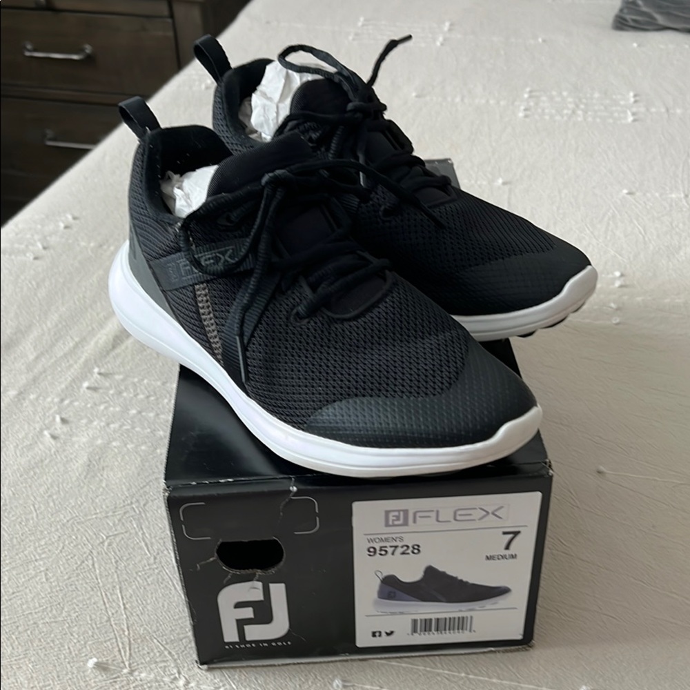 Footjoy Flex Women’s Black Golf Shoes Size 7M